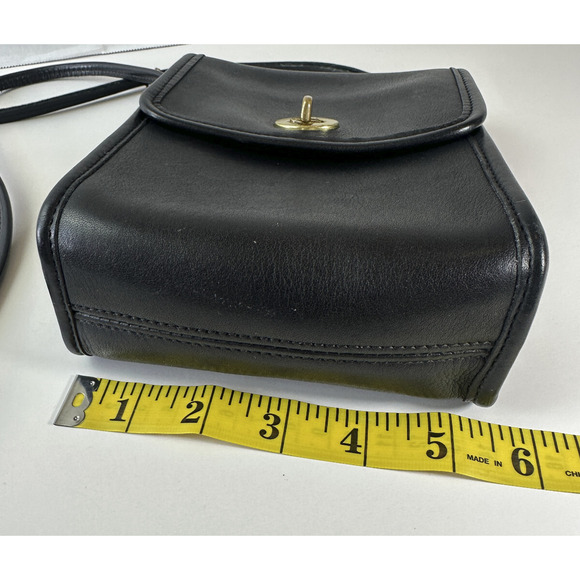 Vintage Coach Black Leather Scooter Flap Turnlock Closure Crossbody Bag 9893 - Picture 12 of 16